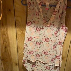 Floral sleeveless tunic